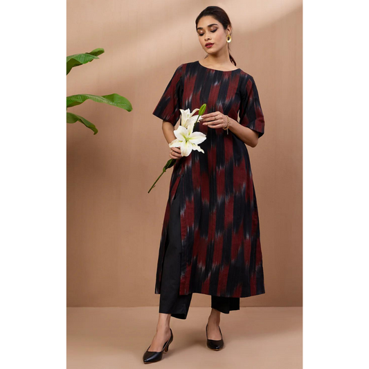 Side Button Adjustable Slit Kurta - Onyx Flames