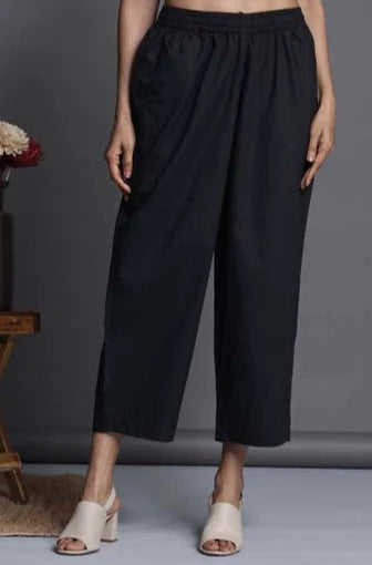 Comfort Fit Black Ankle Length Pants