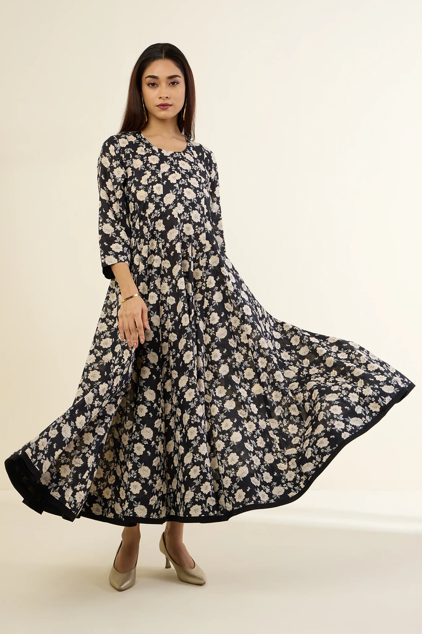 Black & Ivory Floral Enchantment Long Swirl Dress