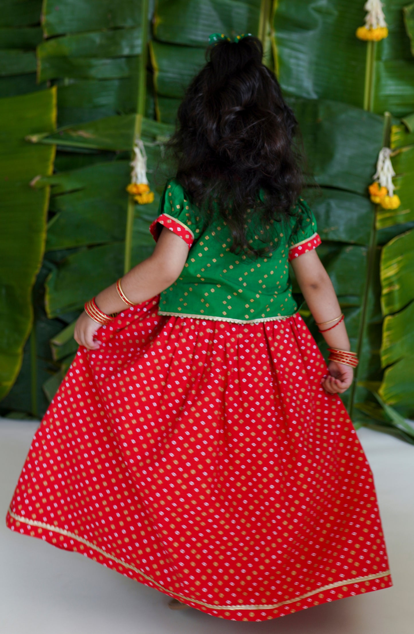 Baby Girl Green Bandhni Pattu Paavadai