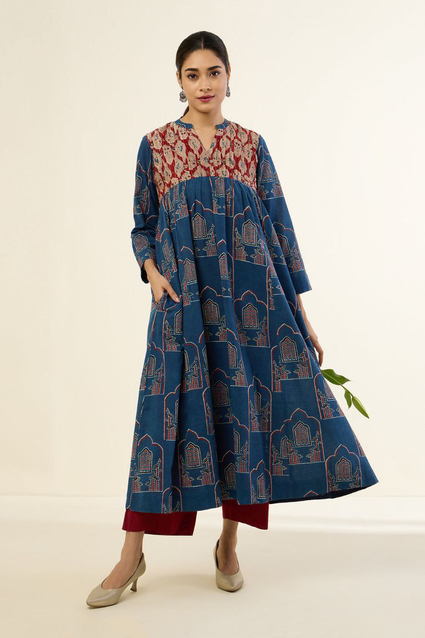 Regal Indigo Mughal Pintuck Yoke Anarkali